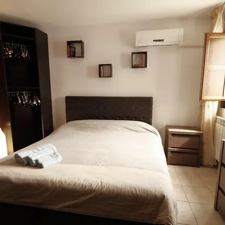 Apartmán Red House Attico |sitcase